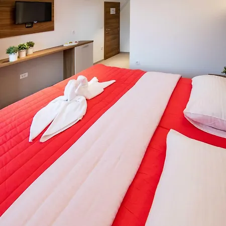 Hotel Prenocisca Pugelj