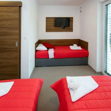 Prenocisca Pugelj Hotel